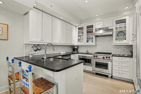 77 Havemeyer Lane Stamford CT 06902