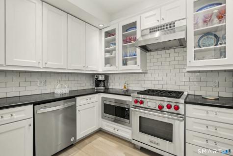 77 Havemeyer Lane Stamford CT 06902