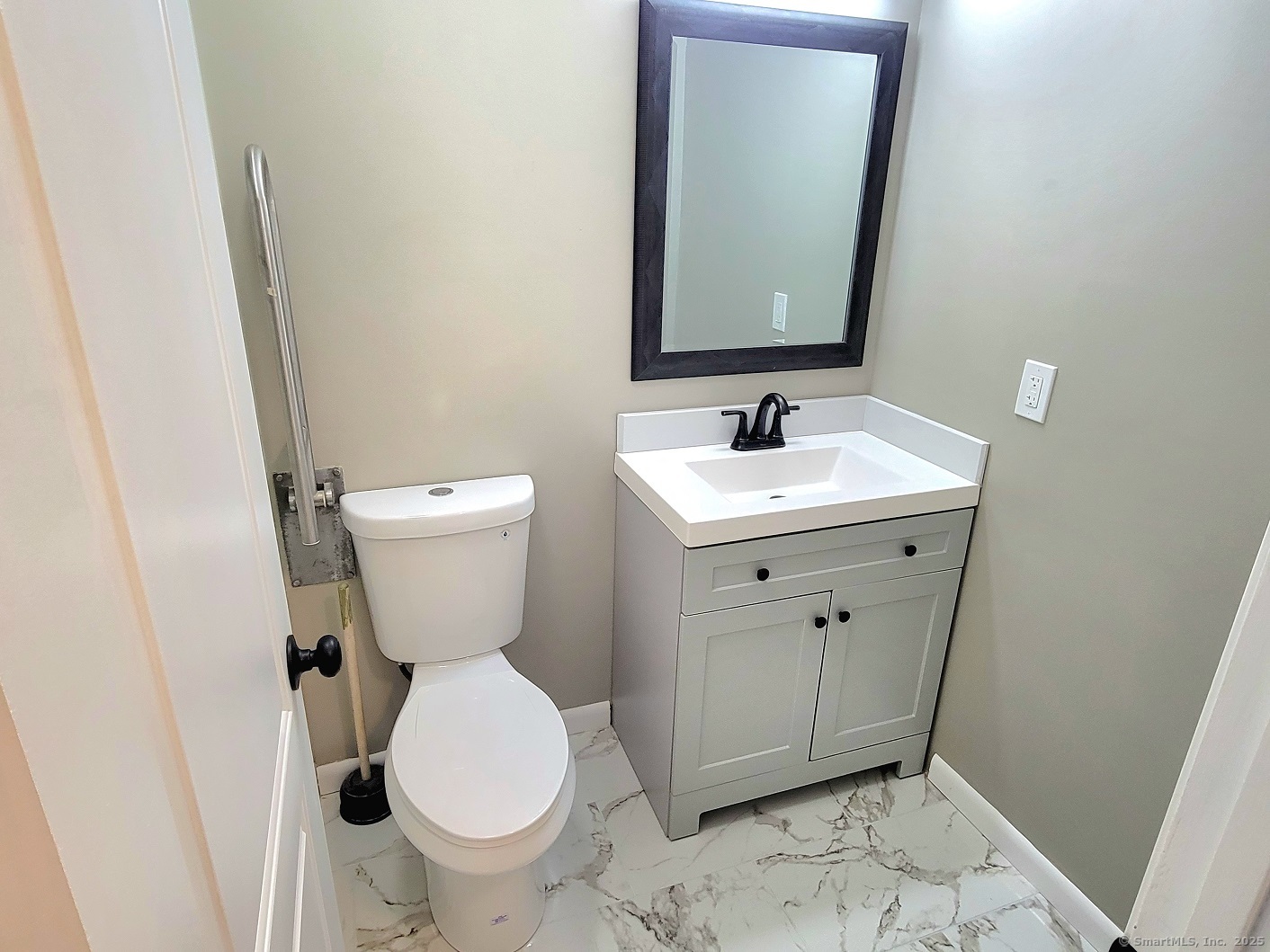 13 Oak Forest Drive Manchester CT 06042