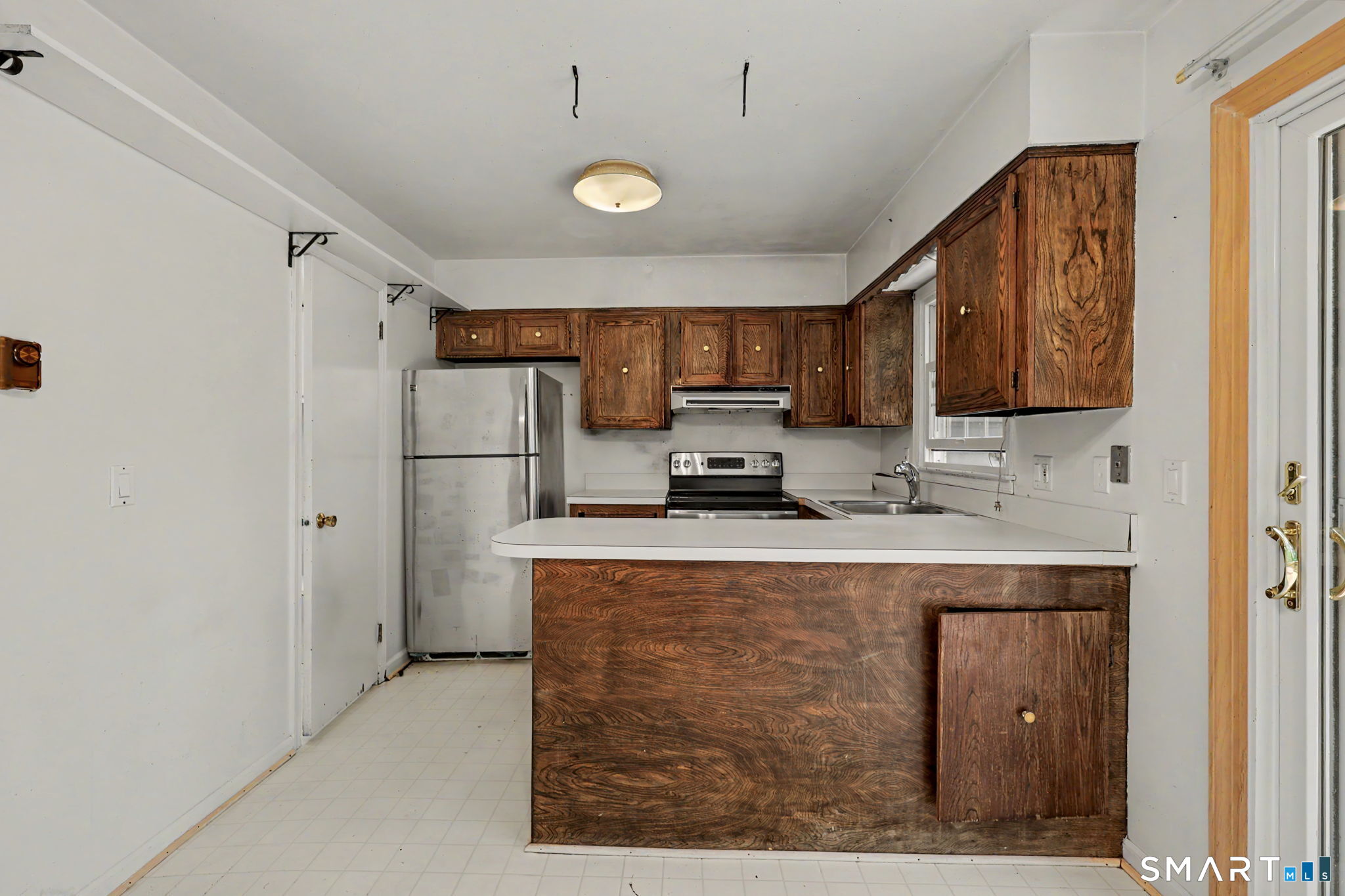 12 Camelot Drive Norwalk CT 06850