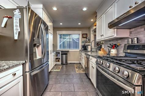 138 Bison Lane Stratford CT 06614
