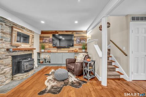 6 Highpoint Court Woodbury CT 06798
