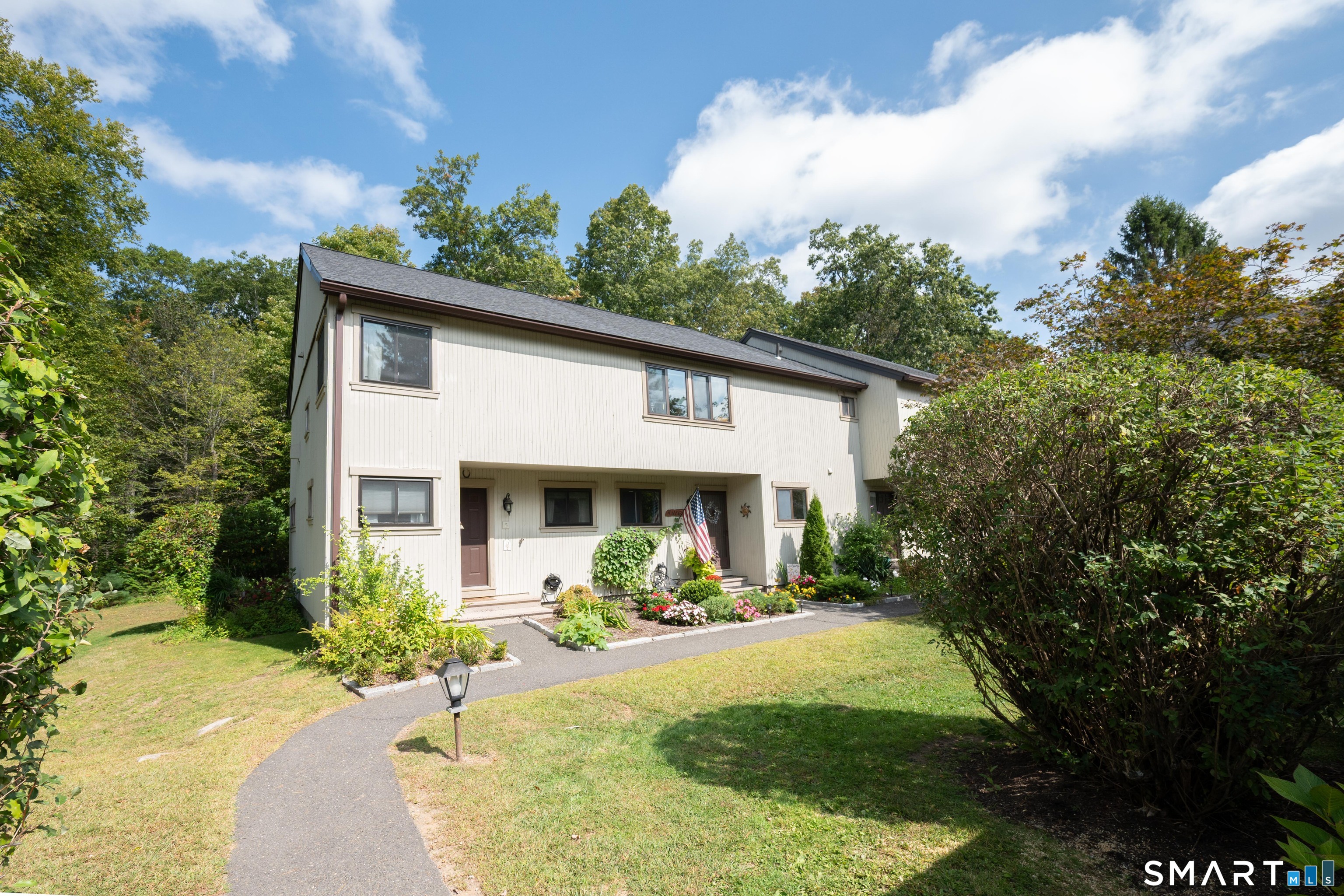 6 Highpoint Court Woodbury CT 06798
