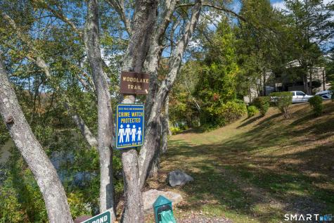 6 Highpoint Court Woodbury CT 06798