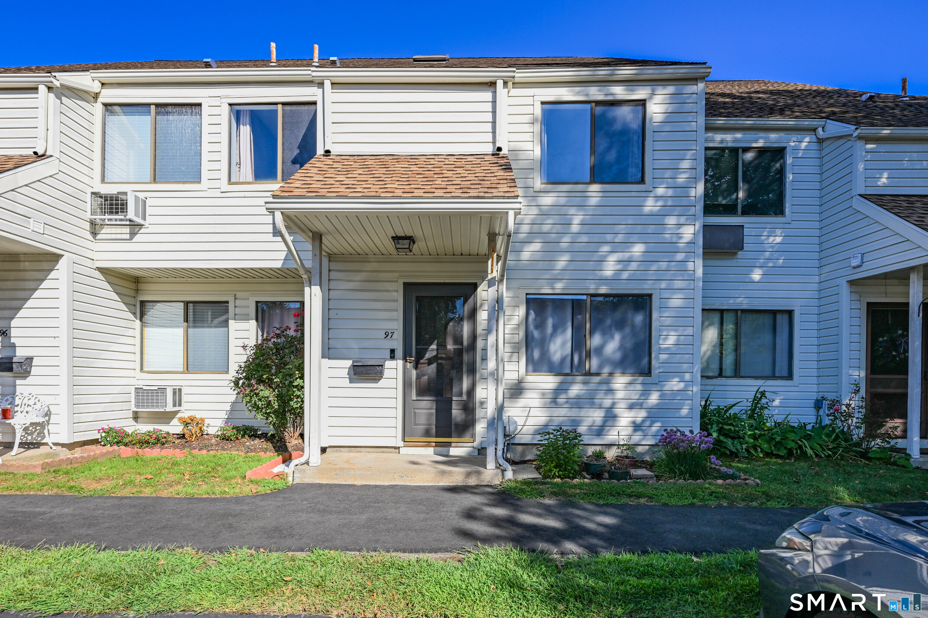 85 North Main Street East Hampton CT 06424