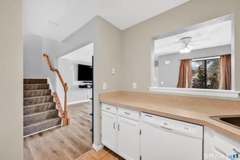 85 North Main Street East Hampton CT 06424