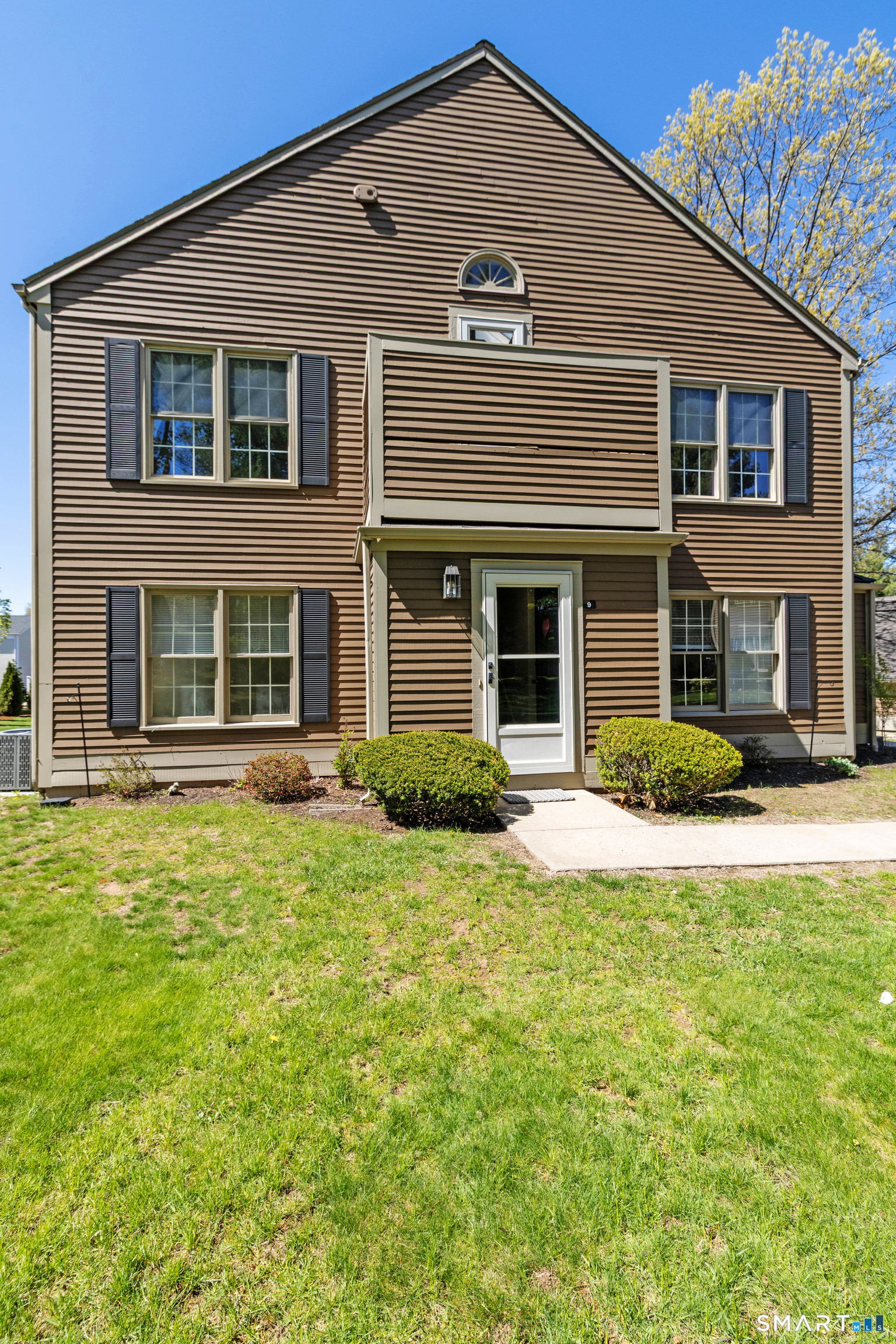 9 Newberry Lane Glastonbury CT 06033