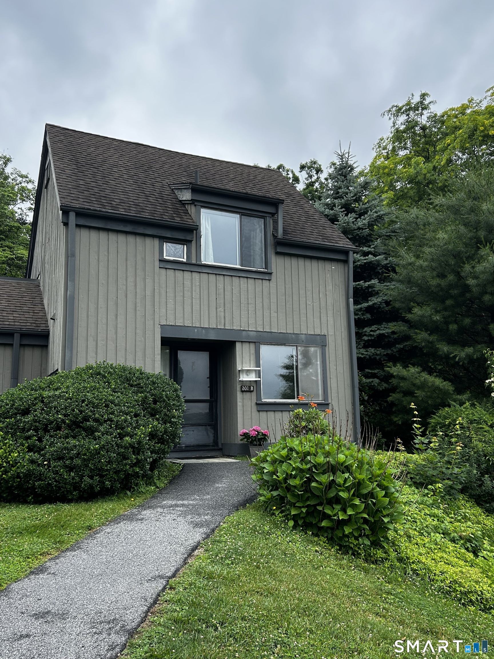 301 Herritage Village Southbury CT 06488