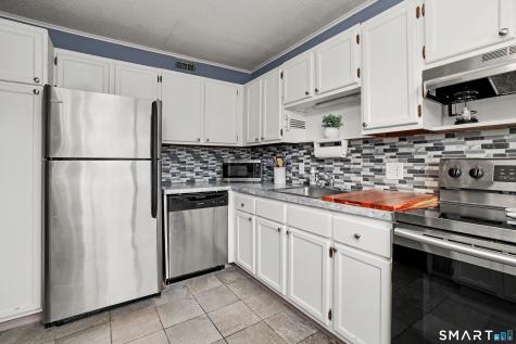 301 Heritage Village Southbury CT 06488