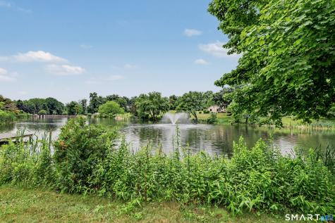 301 Heritage Village Southbury CT 06488