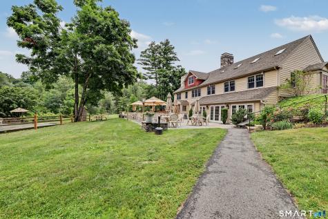 301 Heritage Village Southbury CT 06488