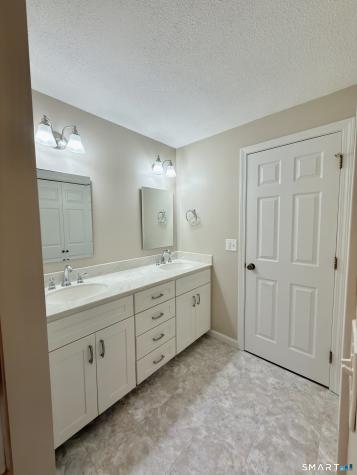 243 Metacomet Drive Meriden CT 06450