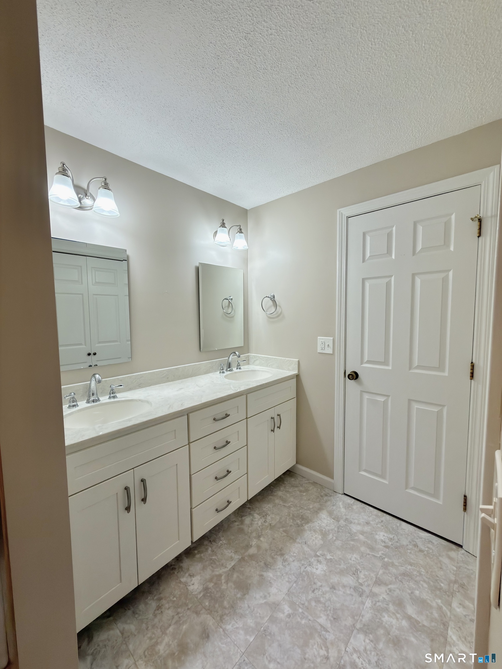 243 Metacomet Drive Meriden CT 06450
