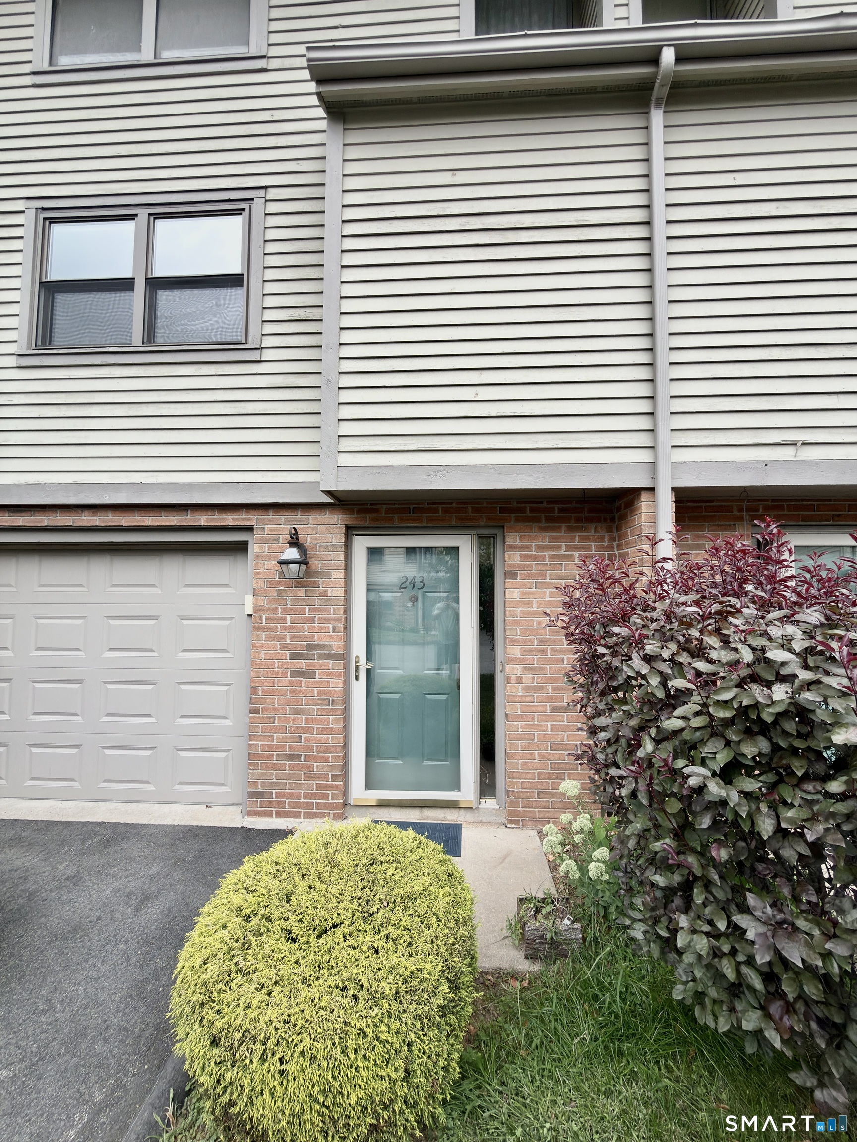 243 Metacomet Drive Meriden CT 06450