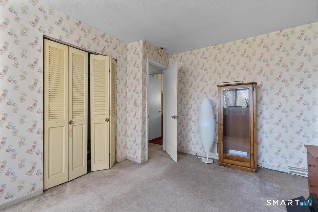 113 Shagbark Drive Derby CT 06418