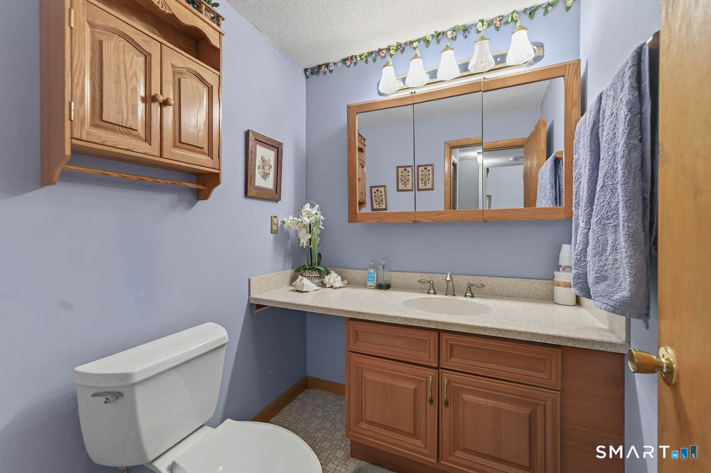 25 Florence Road Branford CT 06405