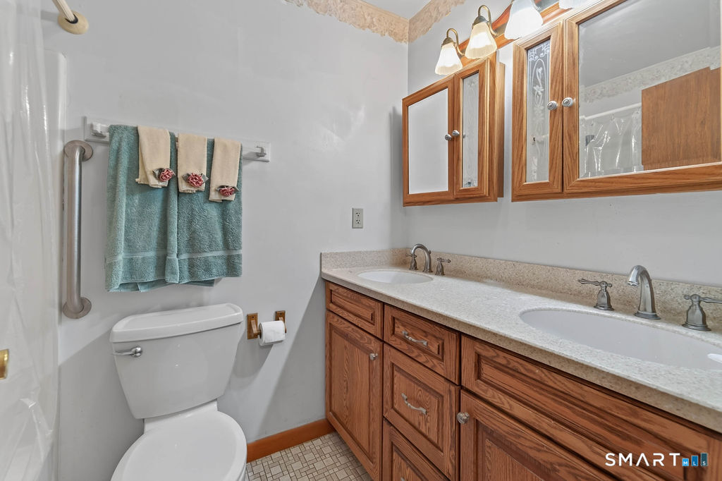 25 Florence Road Branford CT 06405
