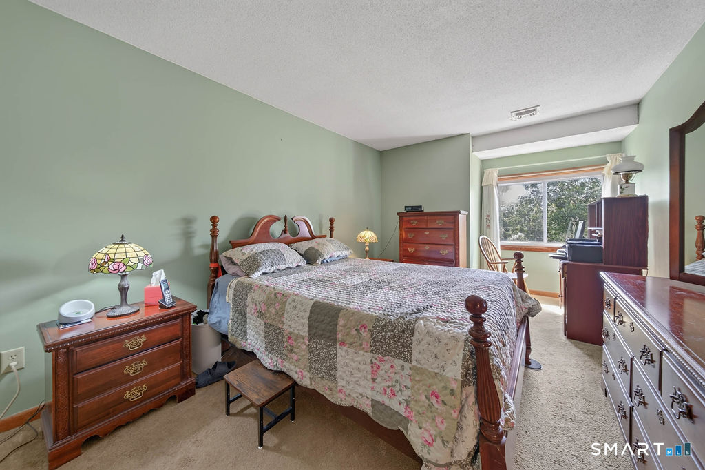 25 Florence Road Branford CT 06405