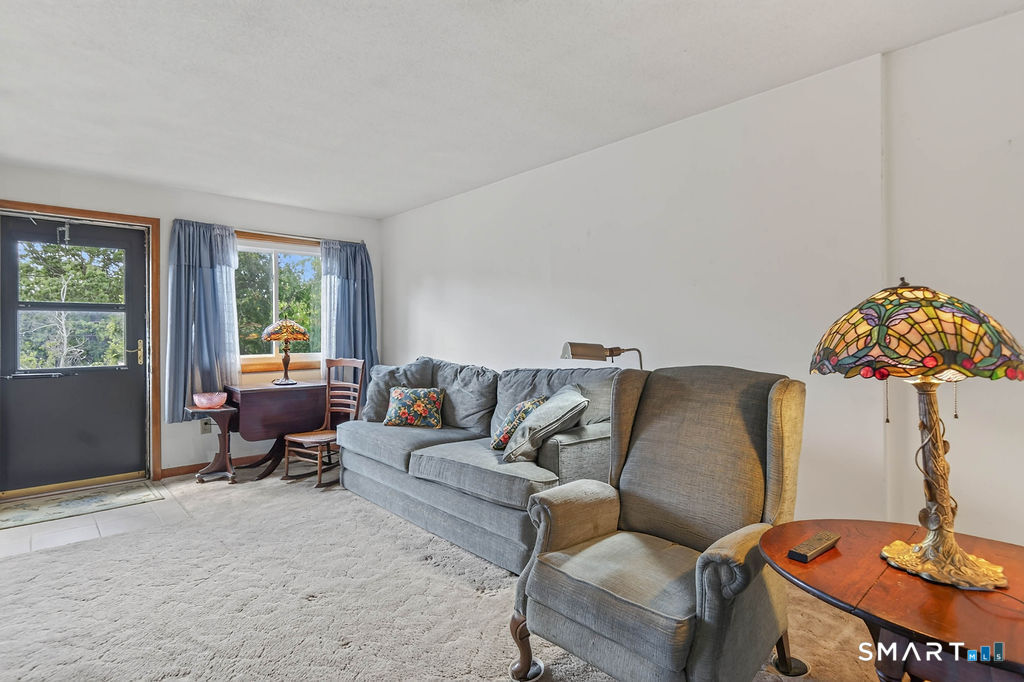 25 Florence Road Branford CT 06405