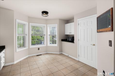 506 Larson Drive Danbury CT 06810