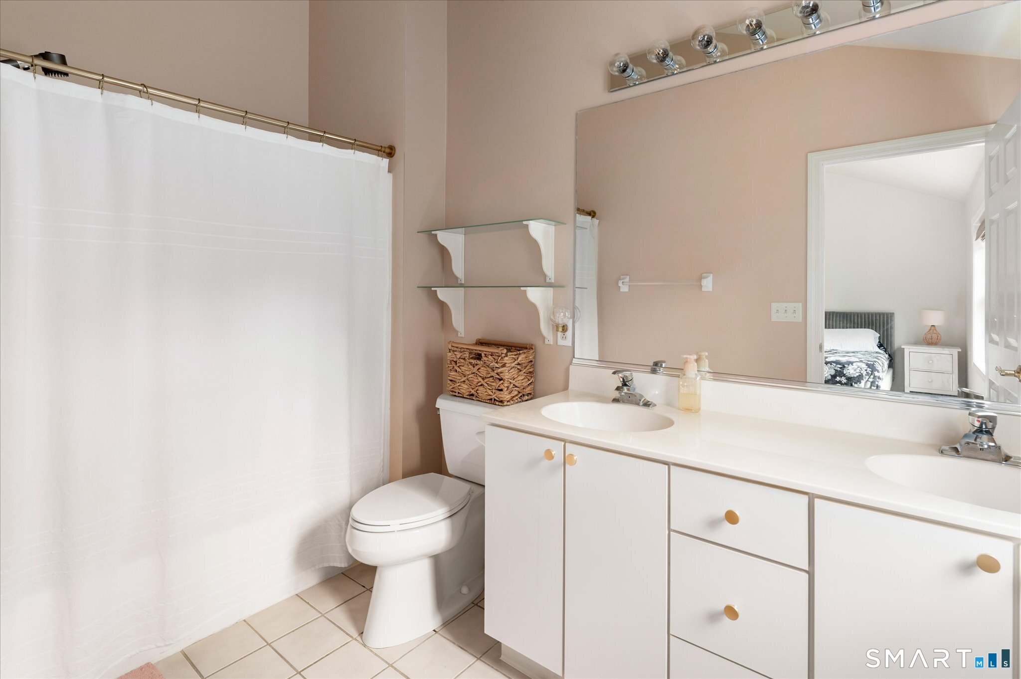 506 Larson Drive Danbury CT 06810