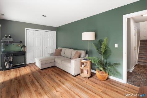 506 Larson Drive Danbury CT 06810