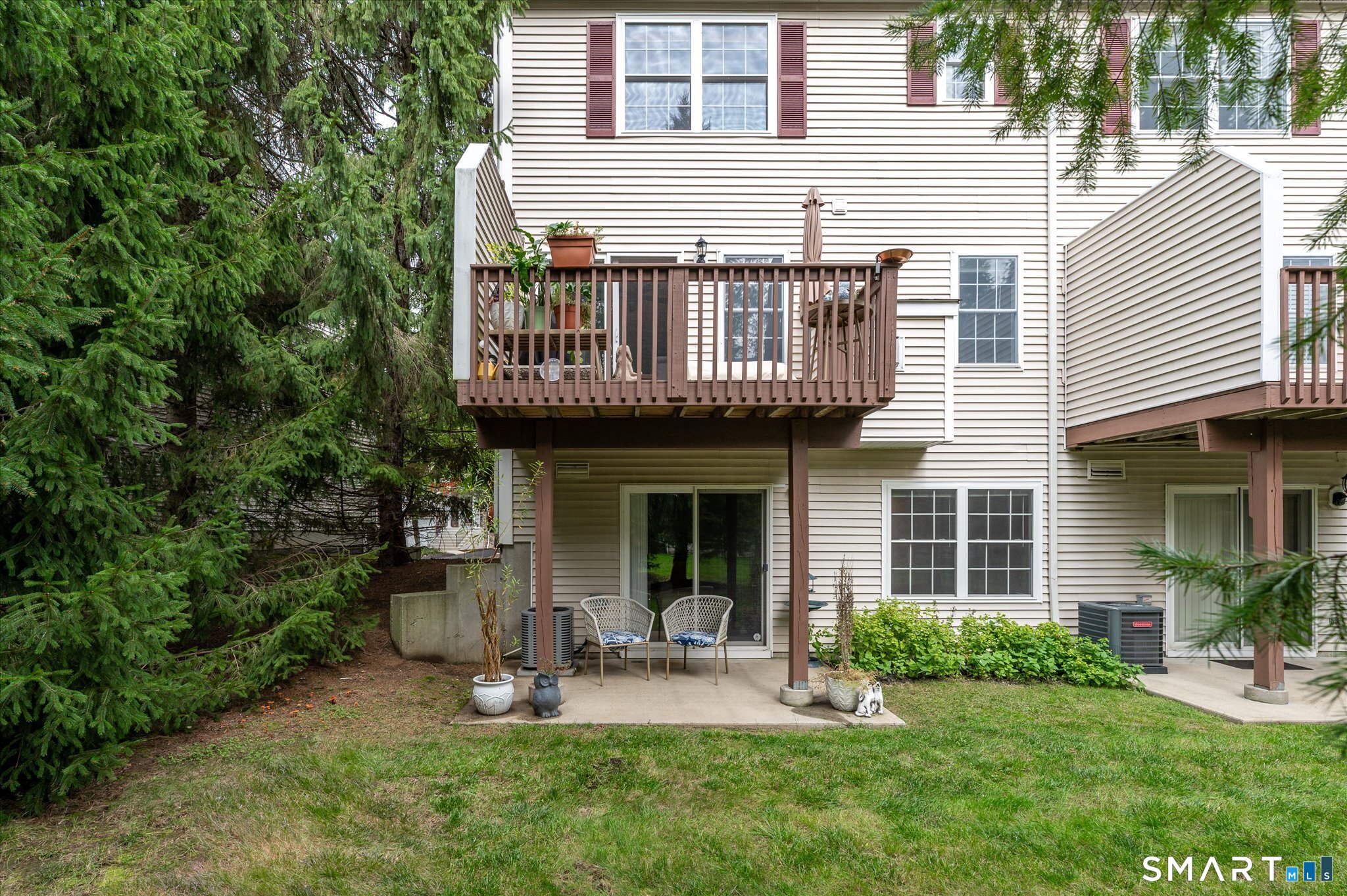 506 Larson Drive Danbury CT 06810