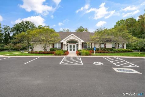 506 Larson Drive Danbury CT 06810
