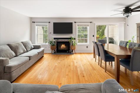 506 Larson Drive Danbury CT 06810