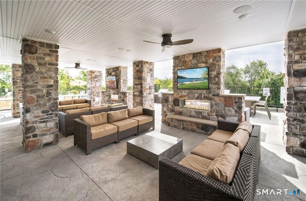 215 Center Meadow Lane Danbury CT 06810