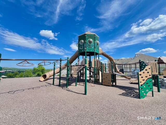 215 Center Meadow Lane Danbury CT 06810