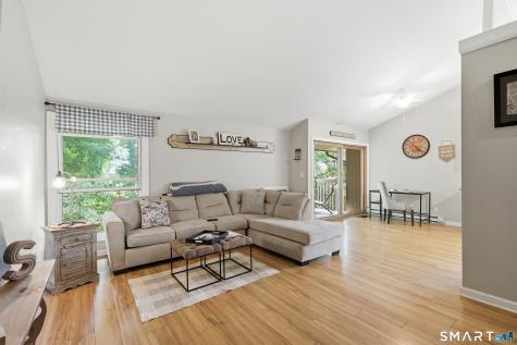 6-B Country Squire Drive Cromwell CT 06416