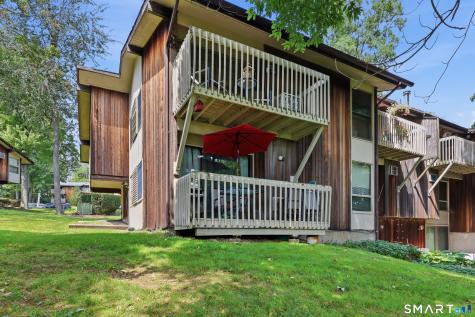 6-B Country Squire Drive Cromwell CT 06416