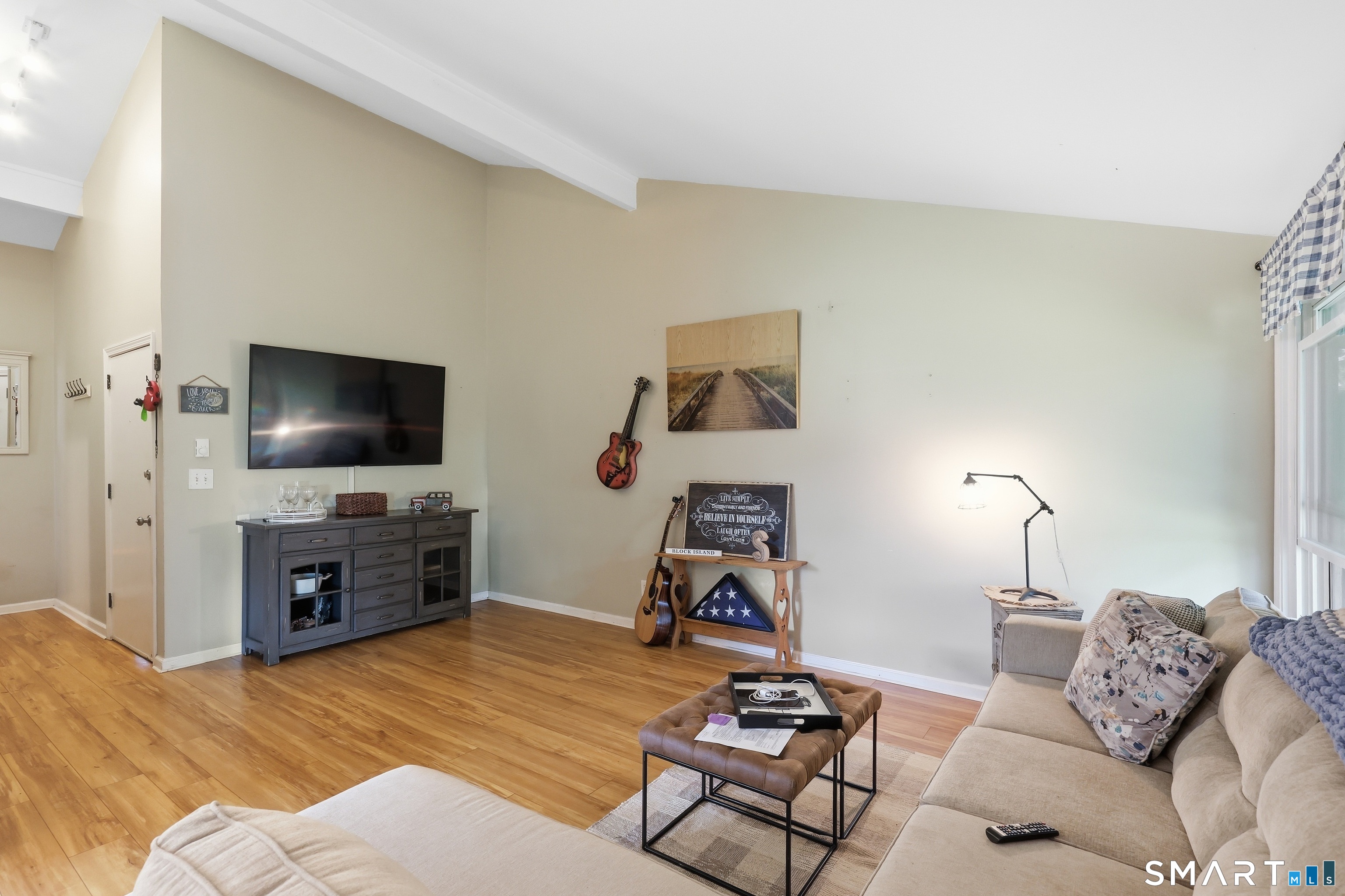 6-B Country Squire Drive Cromwell CT 06416