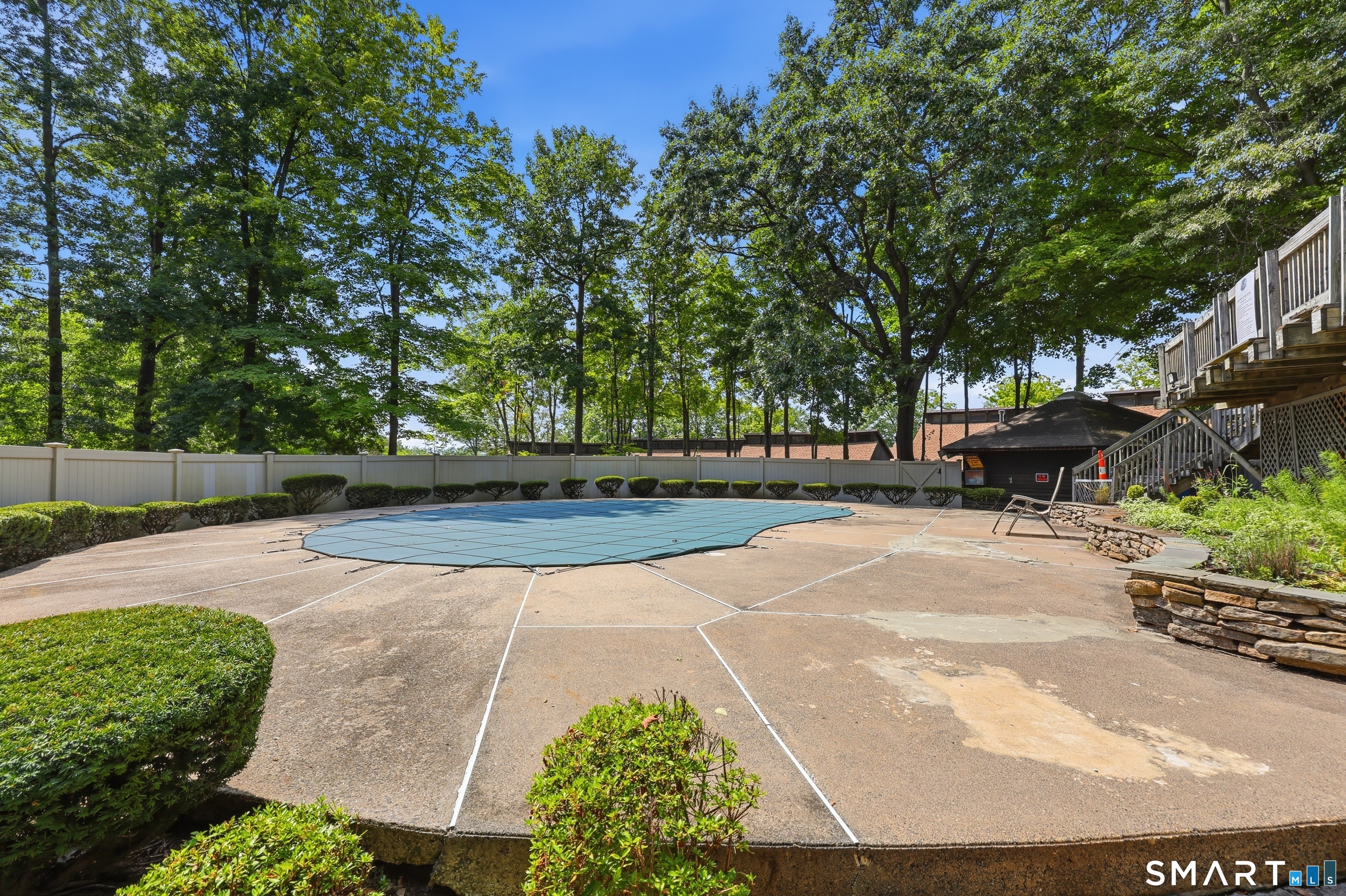 6-B Country Squire Drive Cromwell CT 06416