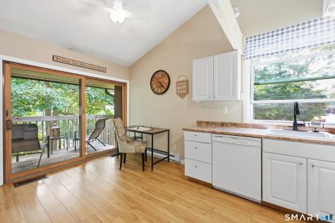 6-B Country Squire Drive Cromwell CT 06416