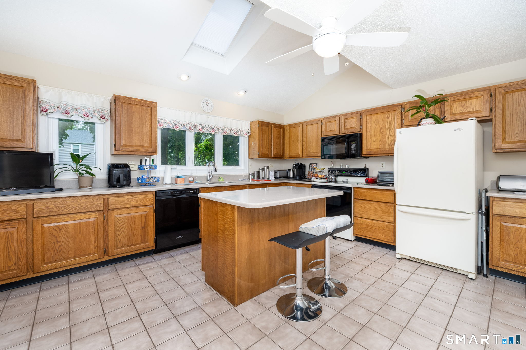186 Main Street Manchester CT 06042