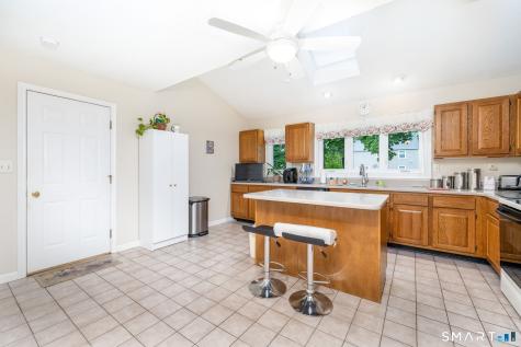 186 Main Street Manchester CT 06042