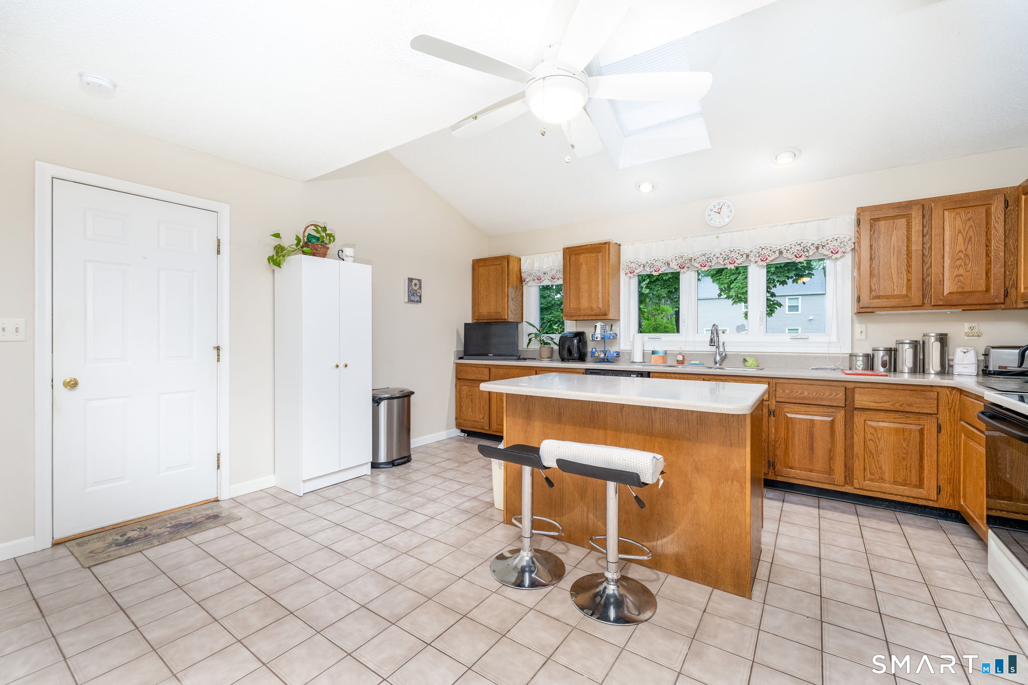 186 Main Street Manchester CT 06042