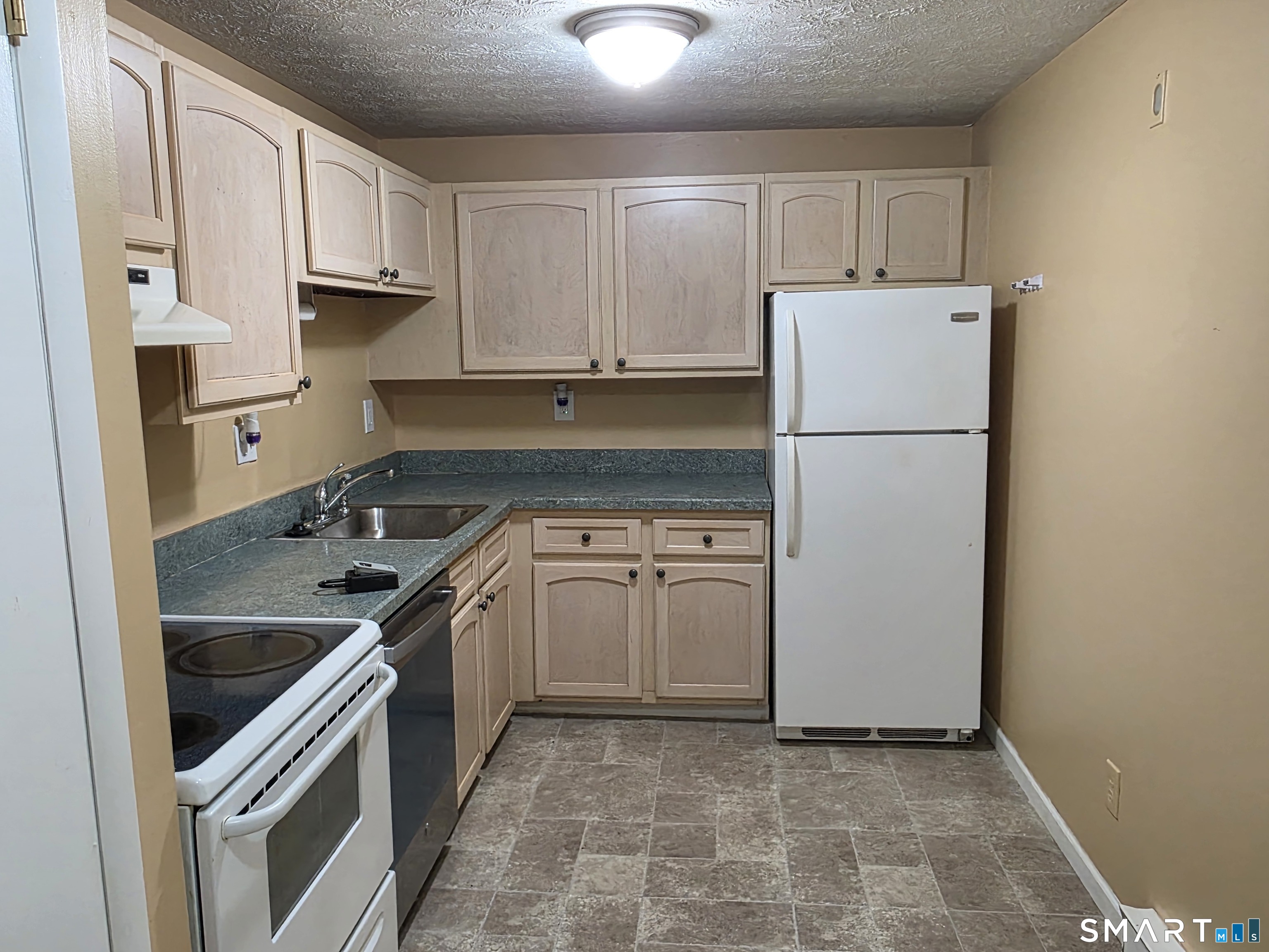 949 Pleasant Valley Road South Windsor CT 06074