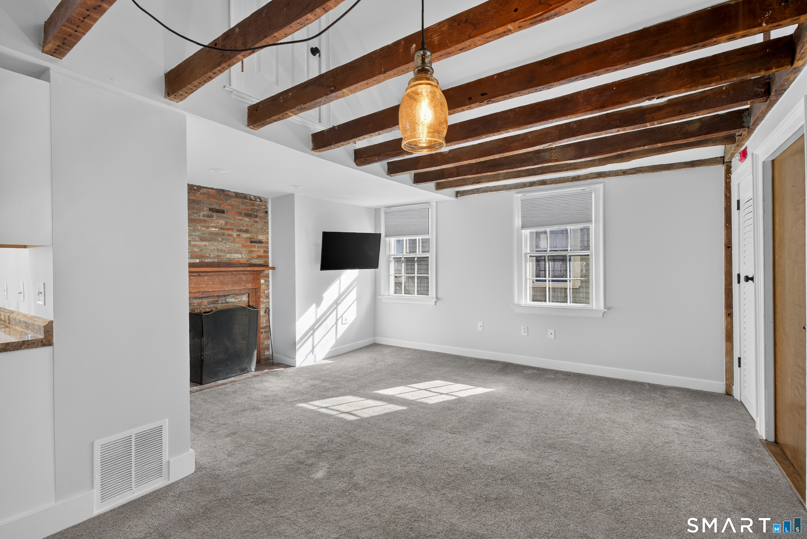 10 Sherman Street Norwich CT 06360