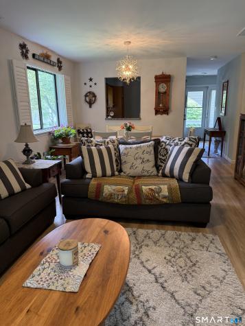 35 Nutmeg Road Middlebury CT 06762