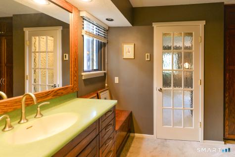 783 Heritage Village Southbury CT 06488