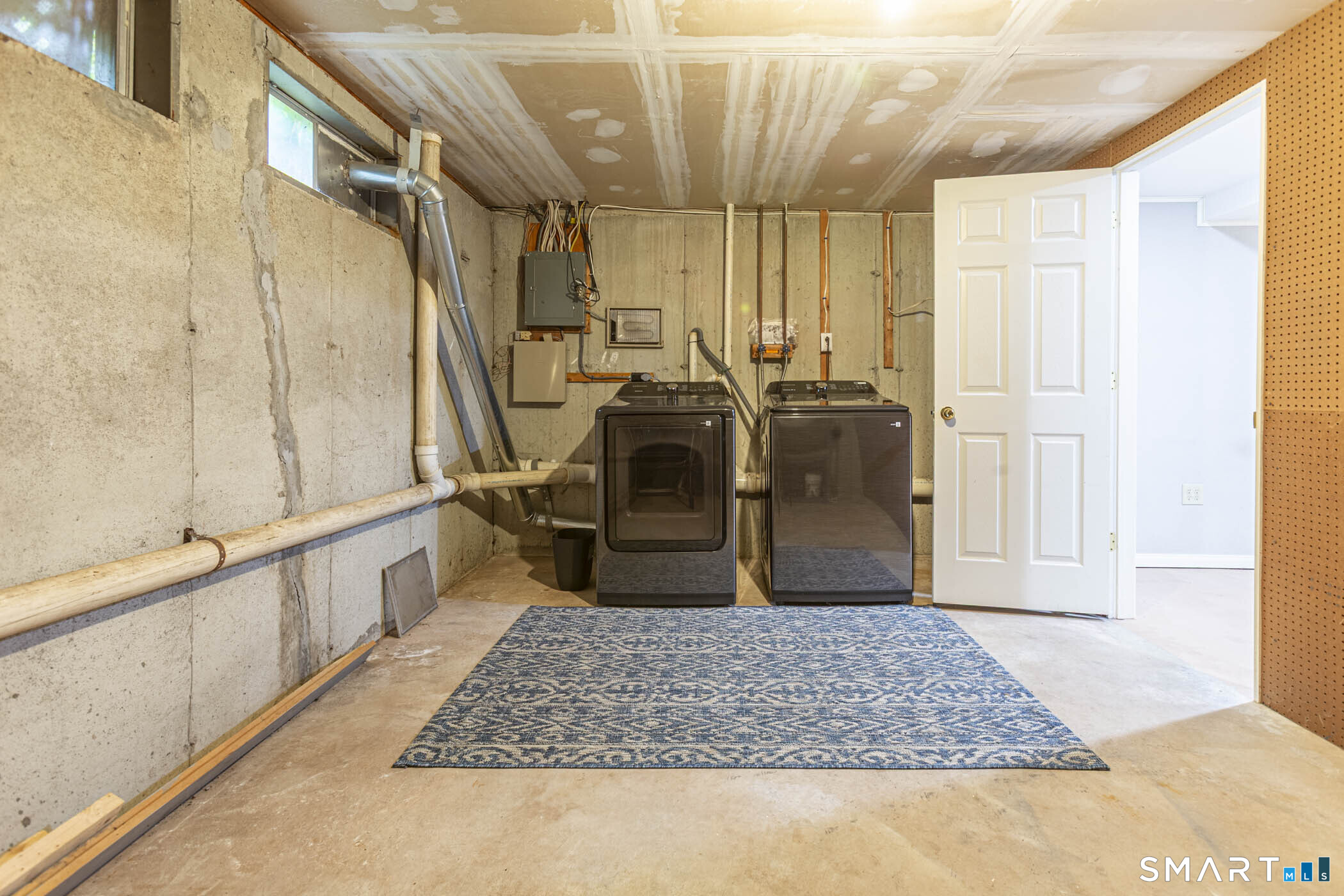 1 Abbott Road Ellington CT 06029