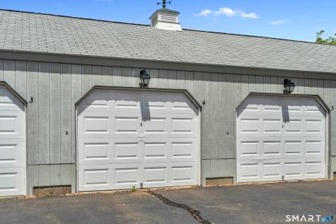 4 Aylesbury Circle Madison CT 06443