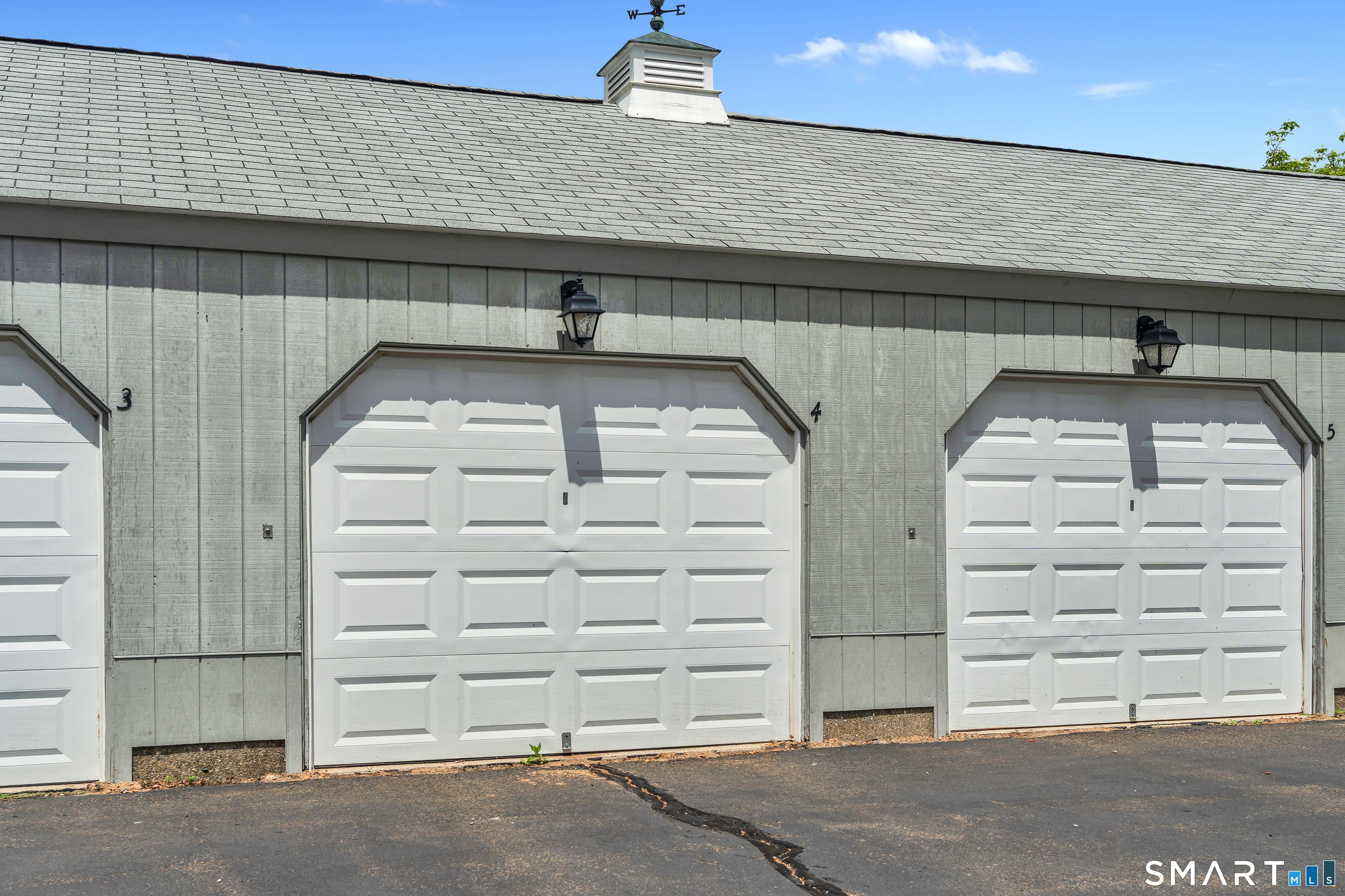 4 Aylesbury Circle Madison CT 06443