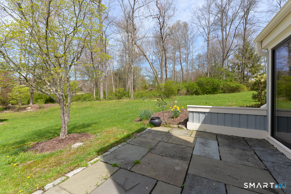968 Heritage Village Southbury CT 06488