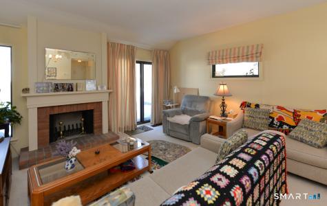 968 Heritage Village Southbury CT 06488