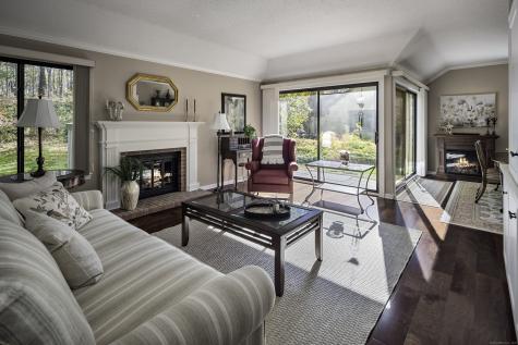 7 Heritage Crest Southbury CT 06488