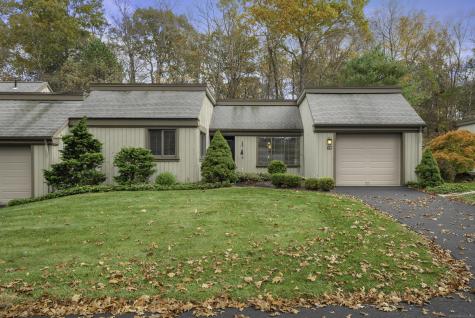 7 Heritage Crest Southbury CT 06488